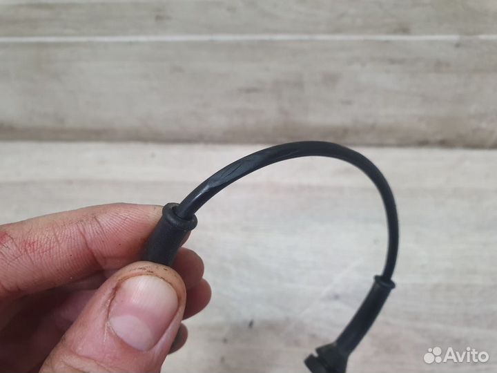 Датчик ABS передний Ford Fiesta Mk5 (2002—2008)