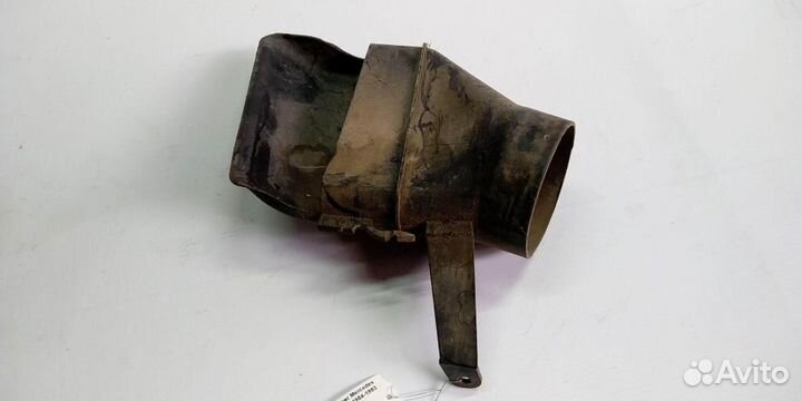 Воздухозаборник наружный mersedesbenz W124 84-93г