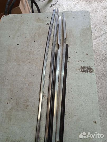 Молдинг стекла двери BMW 5 E34 бмв 5 Е34