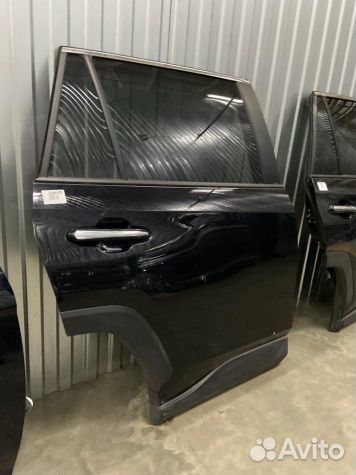 Toyota Rav-4 XA50 Дверь задняя правая черная
