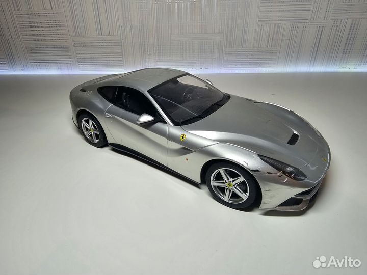 Машинка на пульте управления большая Ferrari