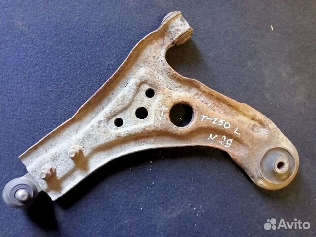 Рычаг подвески передний левый Chevrolet Aveo T 250