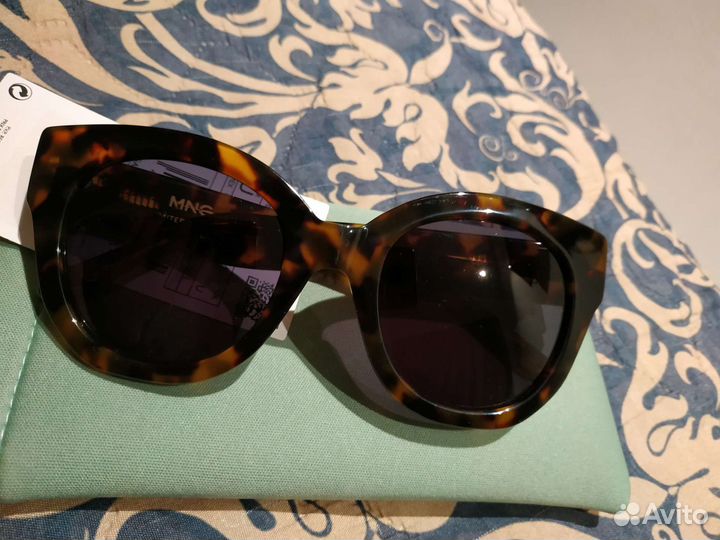 Солнцезащитные очки