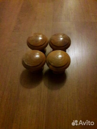 Ручки дверные деревянные. Новые