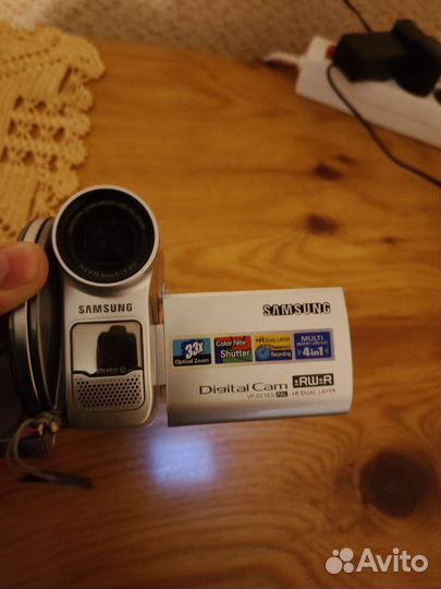 Видеокамера samsung 33x