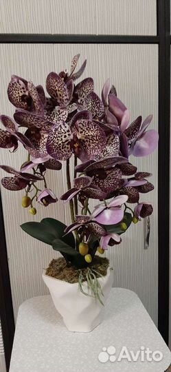 Искуственная орхидея
