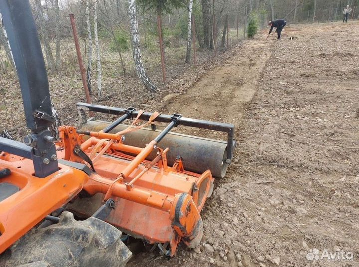 Вспашка земли фрезой