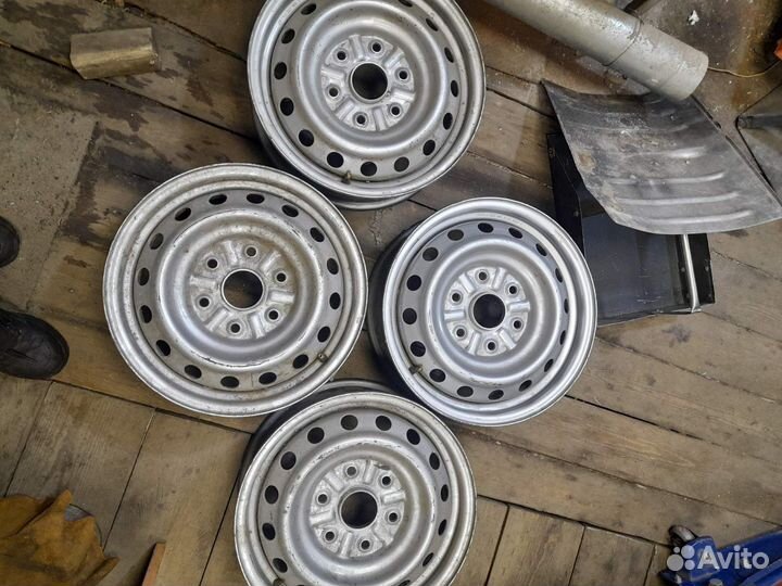 Штампованные диски 235/70/r16