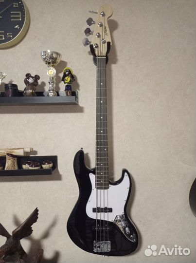 Басс гитара 4 струны Fabio