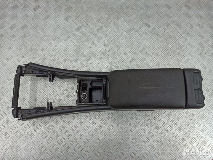 Подлокотник для mercedes-benz C-Class (W203)