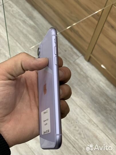 iPhone 11, 64 ГБ