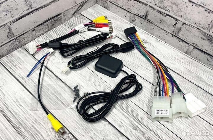 Авто Магнитола 9 дюймов 2/32 2 din android