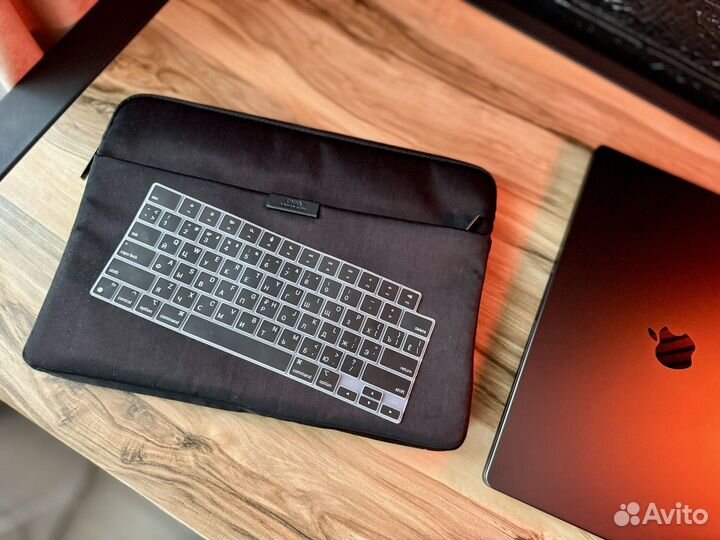 Apple Macbook pro 16 M3 pro 18/512 space black