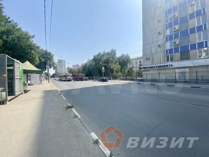 Помещение на перекрестке, есть мокрые точки 173 м²