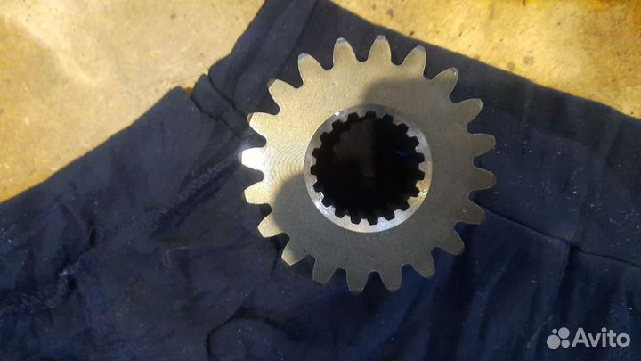 Солнечная шестерня SUN gear Hitachi ZX200-3