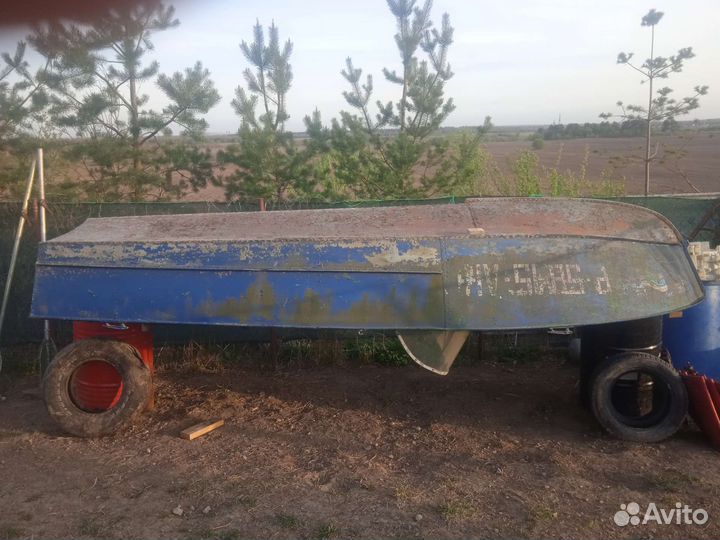 Продам мотолодку