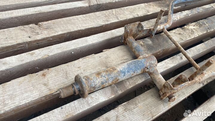 Кронштейн Запасного Колеса SsangYong Kyron