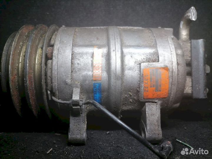 Компрессор кондиционера 4JG2 isuzu Bighorn UBS69GW