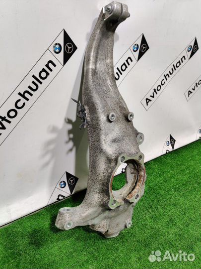 Кулак поворотный передний левый Bmw 5-Series G30