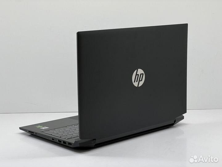 Игровой ноутбук HP с экраном 16.1