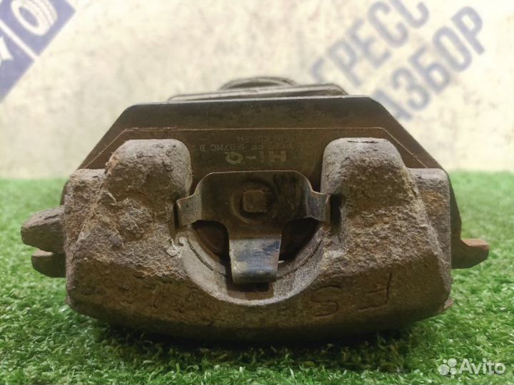 Суппорт передний правый Skoda Octavia седан 1.4