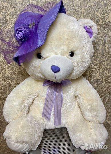 Плюшевый медведь