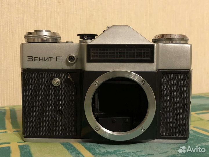 Фотоаппарат Зенит Е СССР