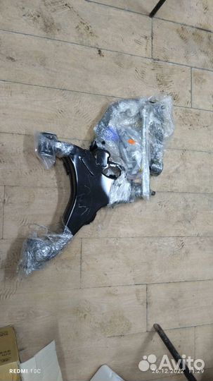 Рычаги верхние Toyota LC200