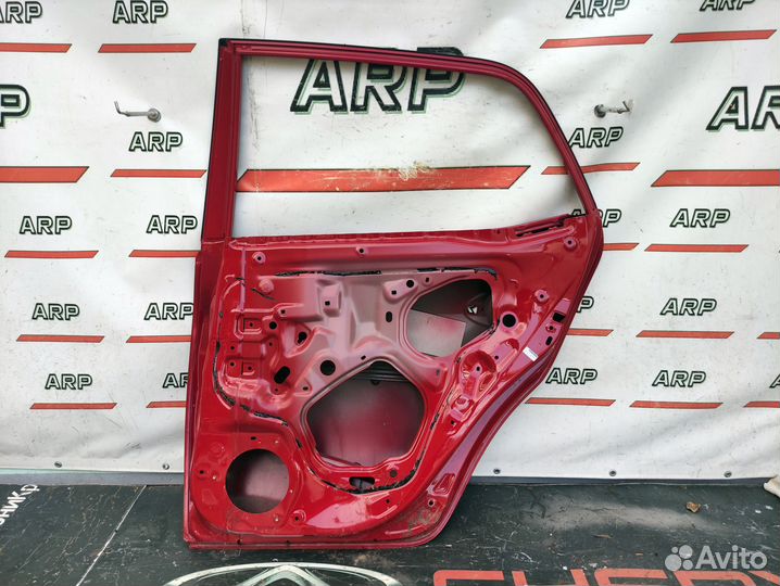 Дверь задняя правая Toyota Auris e15 2007-2012
