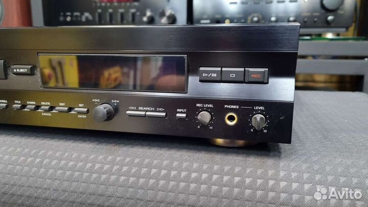 Minidisc recorder Yamaha mdx-793