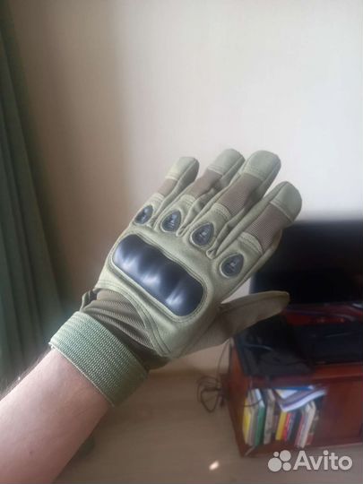 Перчатки тактические