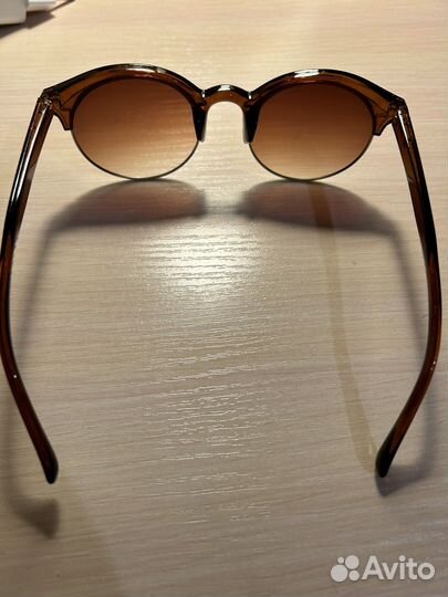 Солнцезащитные очки женские