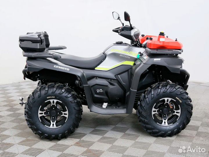 Квадроцикл CF Moto CForce 600 S Advanced EPS витрин