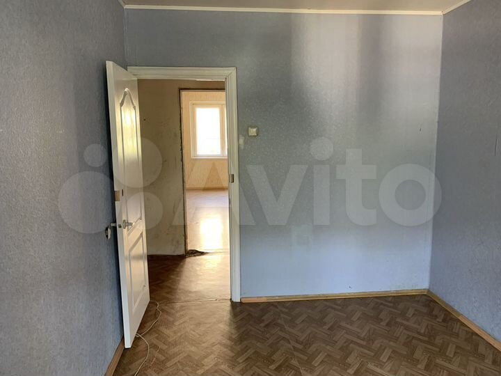 2-к. квартира, 54 м², 2/10 эт.