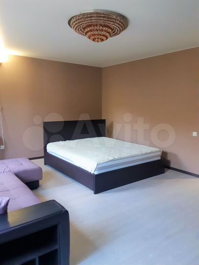 2-к. квартира, 67,4 м², 1/9 эт.