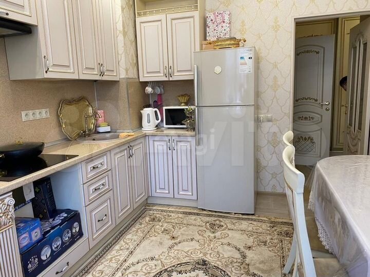 2-к. квартира, 60,4 м², 2/10 эт.