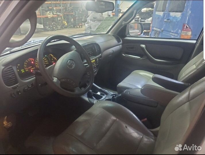 Разбор на запчасти Toyota Sequoia 2000-2008