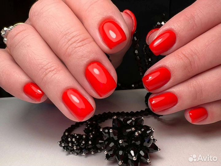 Маникюр, педикюр