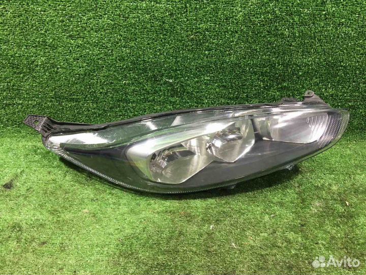 Фара Fiesta (13) R б\у все крепления целые
