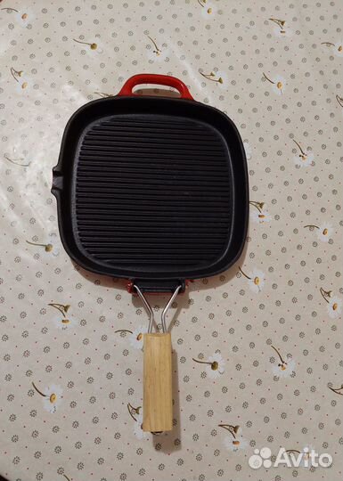 Сковорода гриль чугунная новая