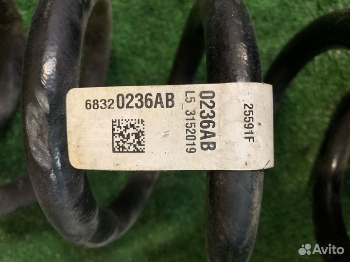 Dodge RAM 2019- Пружина передней подвески