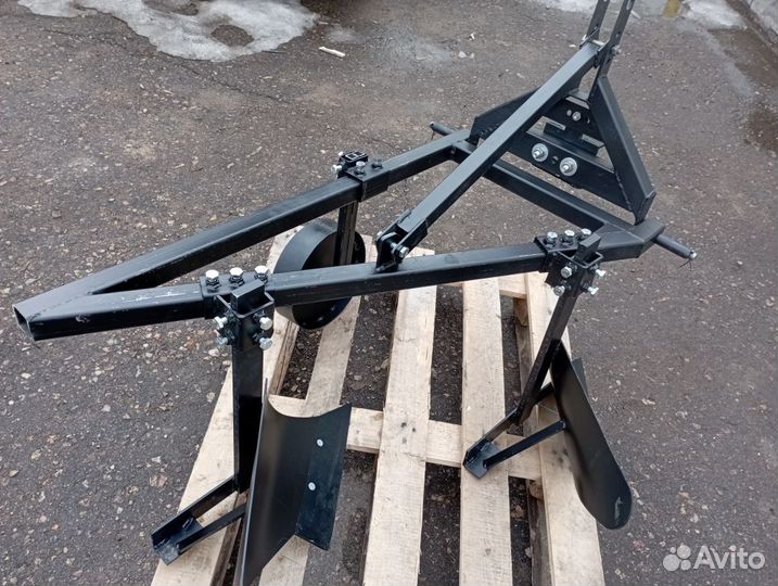 Плуг для минитрактора