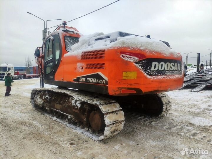Гусеничный экскаватор DOOSAN DX300LCA-7M, 2023