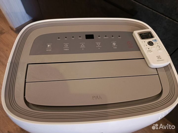 Кондиционер мобильный Electrolux eacm-13 CL/N3