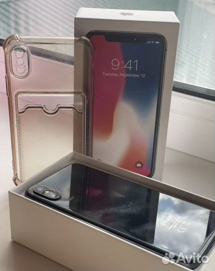 iPhone X, 64 ГБ