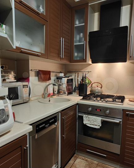 2-к. квартира, 55 м², 2/5 эт.