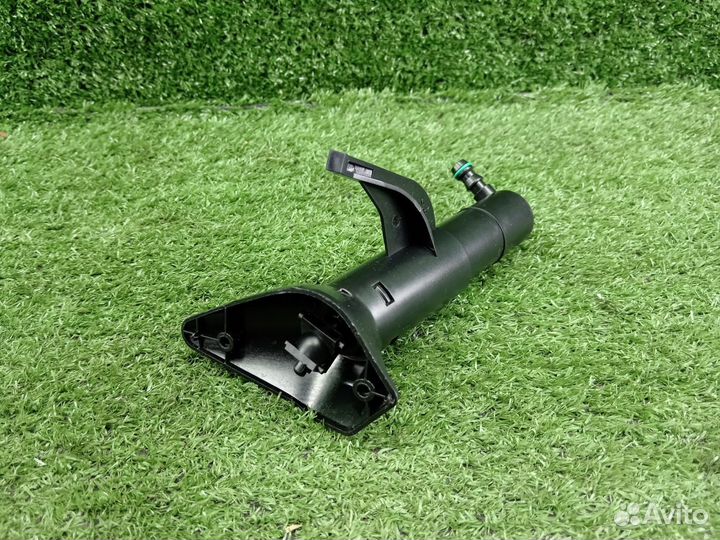 Форсунка омывателя фар VW Touareg 2011-2014г VAG