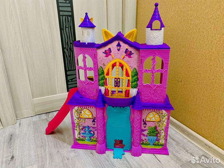 Замок Enchantimals (Энчантималс)