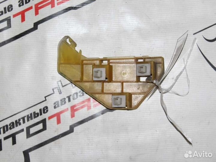 Кронштейн бампера honda CR-V RD4 RD5 RD6 RD7 передний правый 71193S9A000