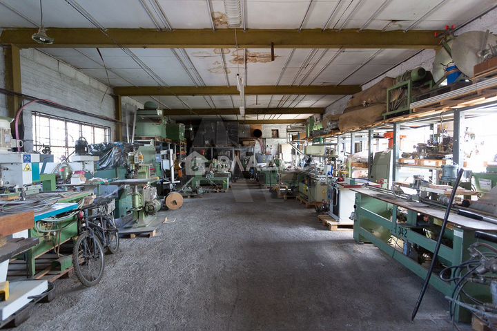 Продам помещение свободного назначения, 694 м²